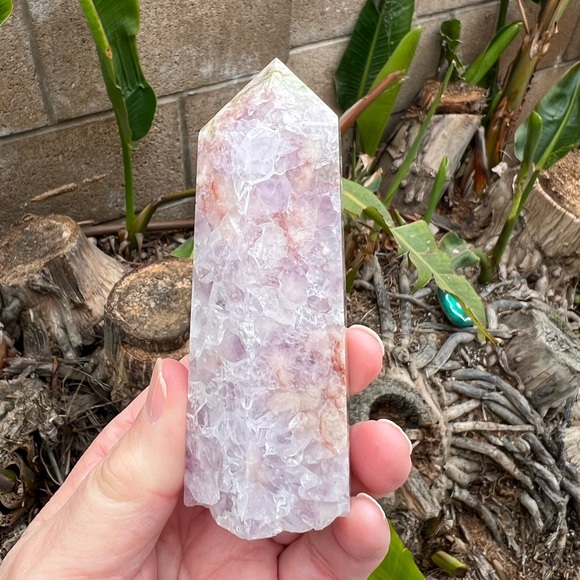 Brazilian Pink Amethyst Purple Flower Agate Tower - Picture 4 of 11